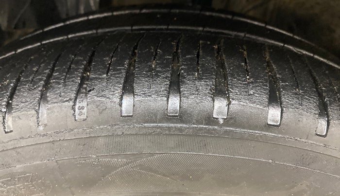 2018 Toyota YARIS G CVT, Petrol, Automatic, 65,700 km, Left Front Tyre Tread