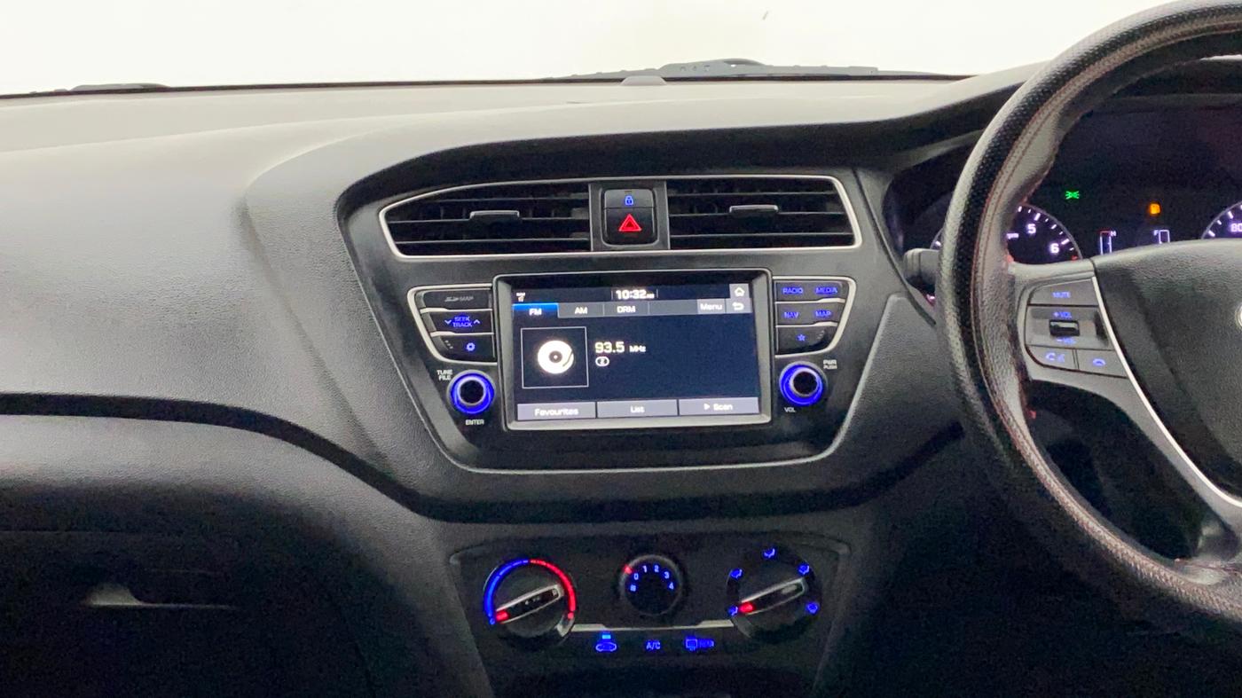 2019 Hyundai Elite i20 SPORTZ PLUS 1.2 DUAL TONE, Petrol, Manual, 32,325 km, Automatic Climate Control