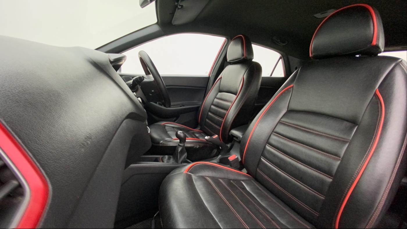 2019 Hyundai Elite i20 SPORTZ PLUS 1.2 DUAL TONE, Petrol, Manual, 32,325 km, Right Side Front Door Cabin