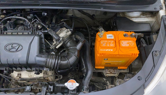 2014 Hyundai i10 MAGNA 1.1, Petrol, Manual, 71,956 km, Engine View - Left