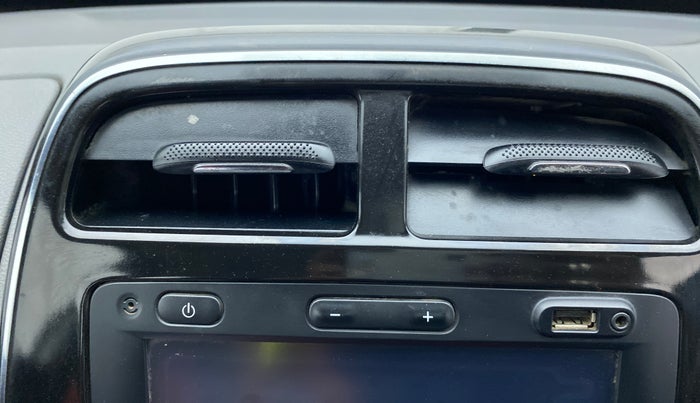 2018 Renault Kwid 1.0 RXT Opt, Petrol, Manual, 31,396 km, Dashboard - Air Re-circulation knob is not working