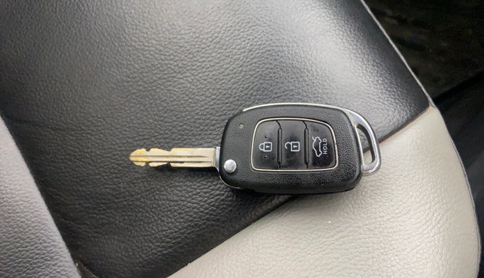 2020 Hyundai GRAND I10 NIOS SPORTZ 1.2 KAPPA VTVT, Petrol, Manual, 72,491 km, Key Close Up