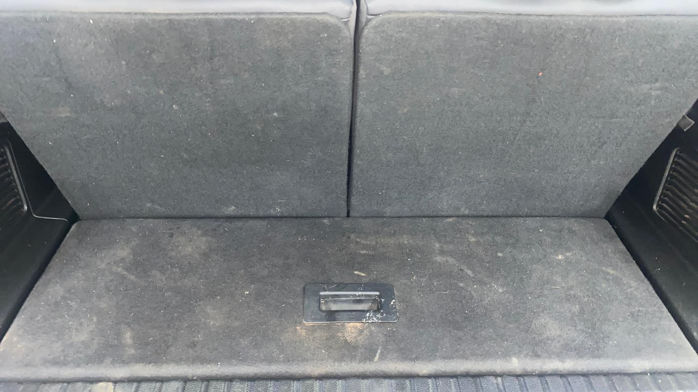 2017 Tata Hexa XT 4X2 6 STR, Diesel, Manual, 66,821 km, Boot Inside