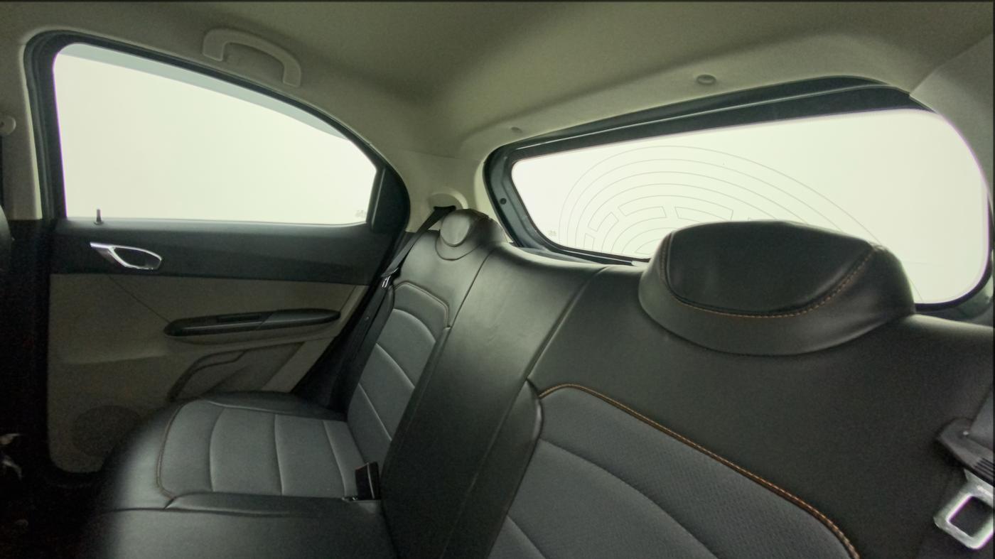 2018 Tata Tiago XZA PETROL, Petrol, Automatic, 84,222 km, Right Side Rear Door Cabin