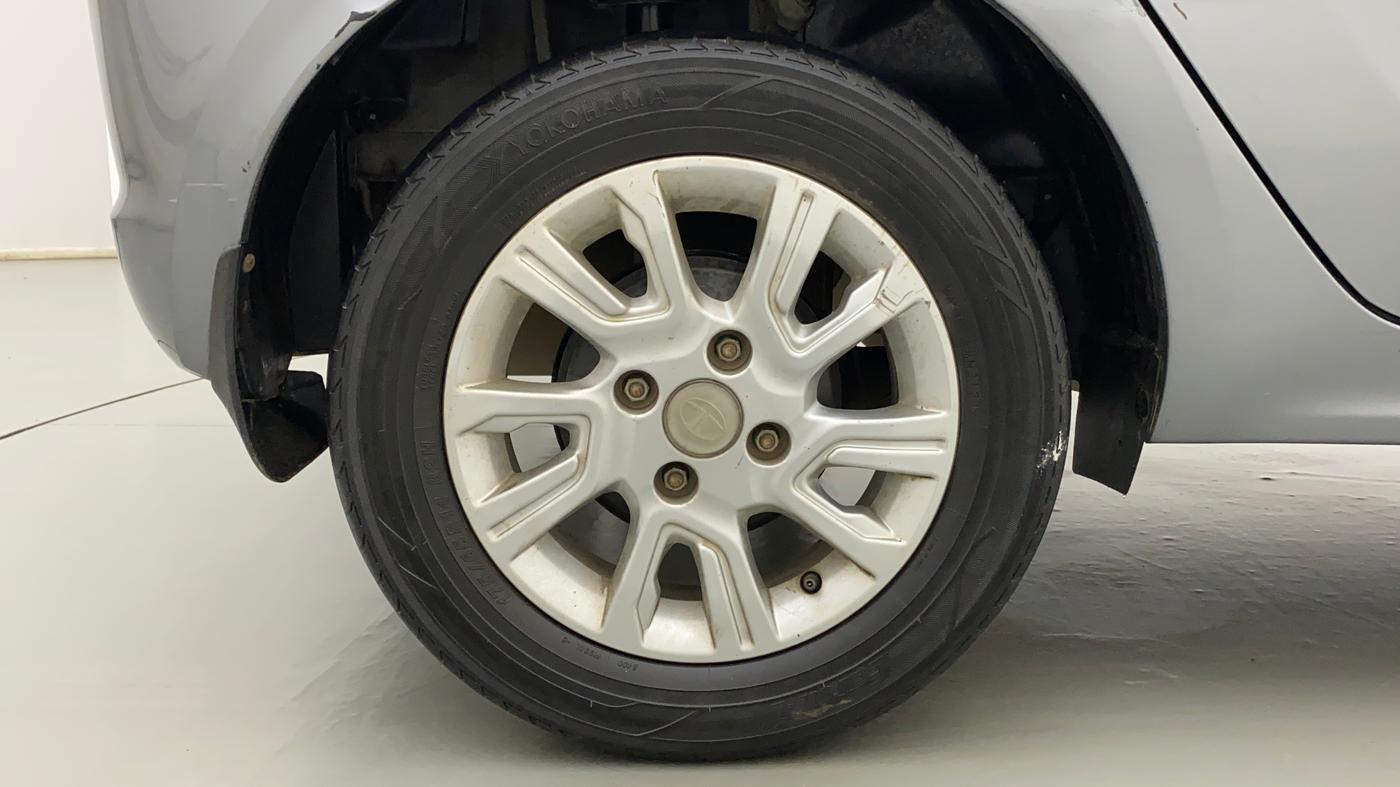 2018 Tata Tiago XZA PETROL, Petrol, Automatic, 84,222 km, Right Rear Wheel