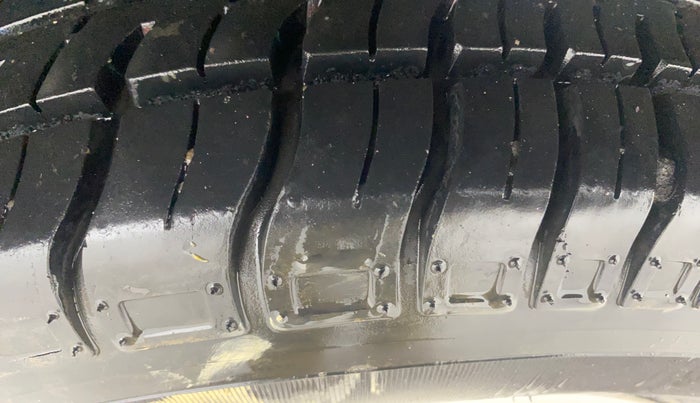 2018 Maruti Alto 800 LXI, Petrol, Manual, 23,509 km, Left Rear Tyre Tread