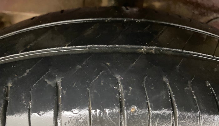 2019 Hyundai NEW SANTRO MAGNA, Petrol, Manual, 74,349 km, Right Rear Tyre Tread