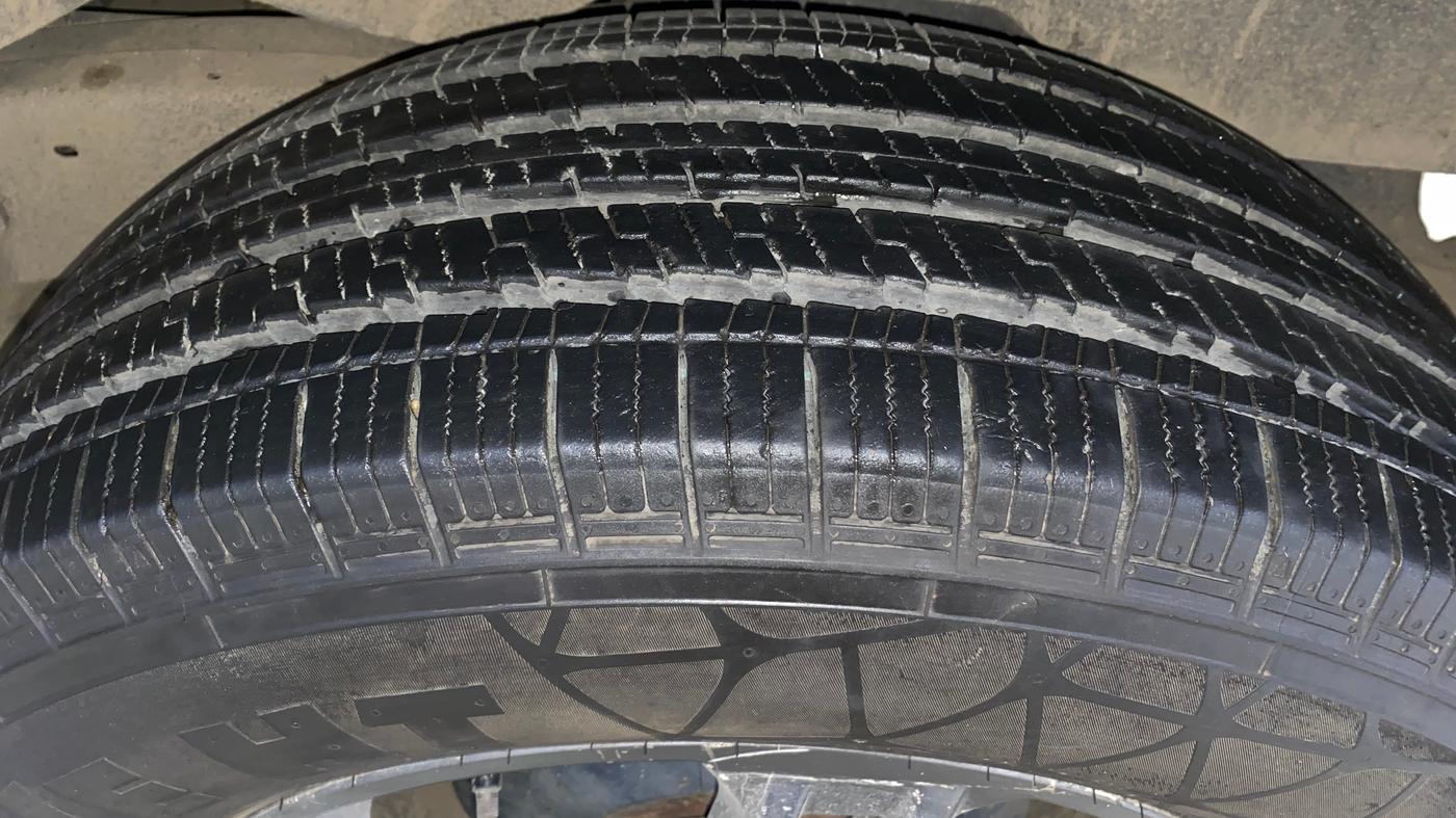 2021 Mahindra Thar LX HT PETROL 4WD MT, Petrol, Manual, 1,02,170 km, Left Rear Tyre Tread