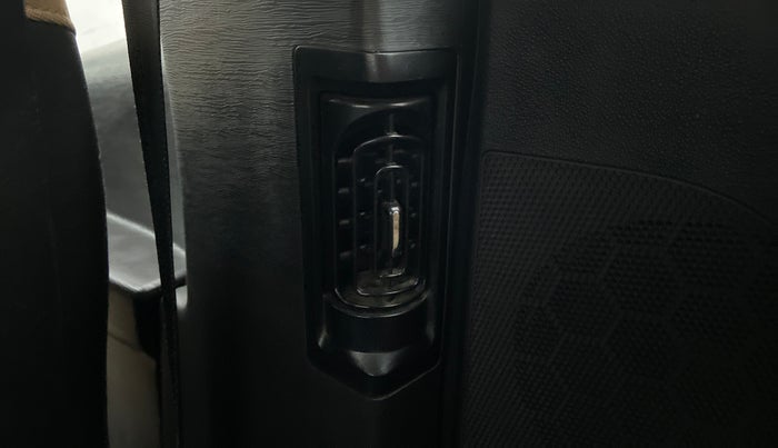 2019 Mahindra XUV500 W9, Diesel, Manual, 98,098 km, Rear AC Vents