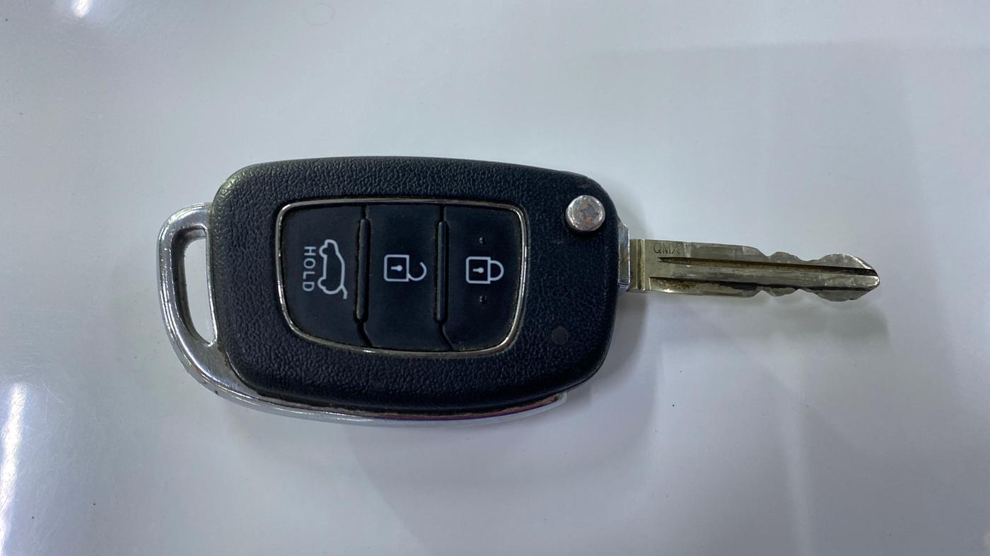 2021 Hyundai NEW I20 SPORTZ 1.2 MT, Petrol, Manual, 72,311 km, Key Close Up