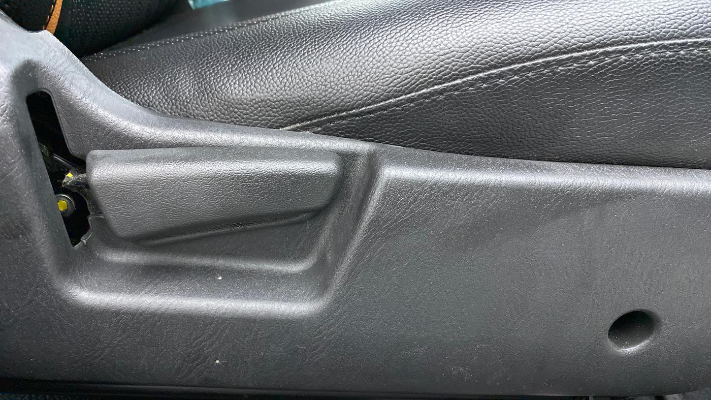 2020 Maruti Alto VXI, Petrol, Manual, 10,420 km, Driver Side Adjustment Panel