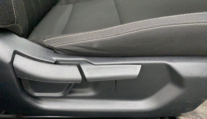 2021 Hyundai NEW I20 ASTA (O) 1.2 MT, Petrol, Manual, 16,430 km, Driver Side Adjustment Panel