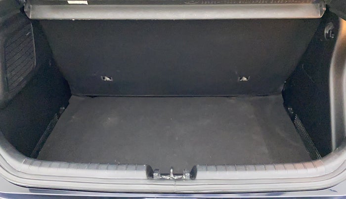 2021 Hyundai NEW I20 ASTA (O) 1.2 MT, Petrol, Manual, 16,430 km, Boot Inside