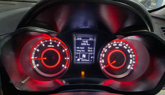 2023 Mahindra XUV300 W8 1.2 PETROL, Petrol, Manual, 22,230 km, Odometer Image