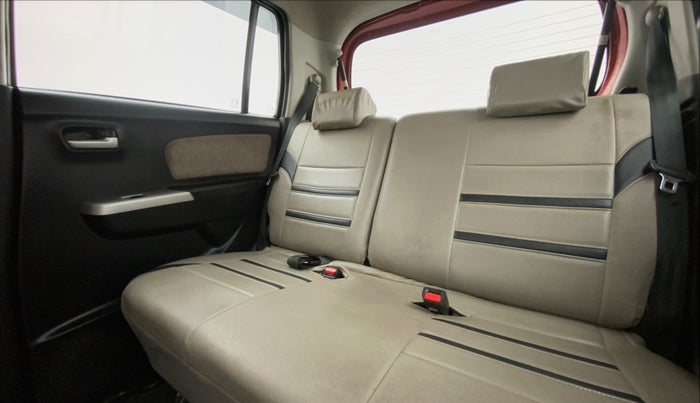 2016 Maruti Wagon R 1.0 VXI, Petrol, Manual, 35,690 km, Right Side Rear Door Cabin