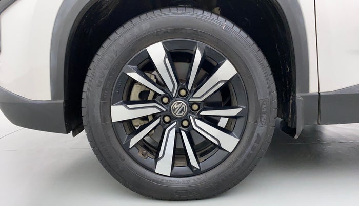 2019 MG HECTOR SHARP DCT PETROL, Petrol, Automatic, 18,570 km, Left Front Wheel