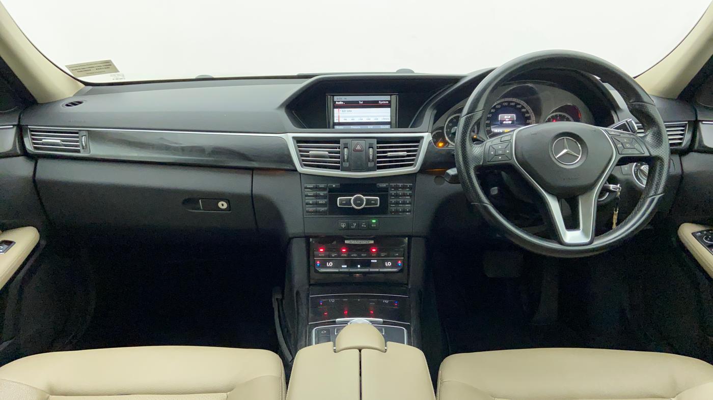 2013 Mercedes Benz E Class E 200 AVANTGARDE, Petrol, Automatic, 41,021 km, Dashboard