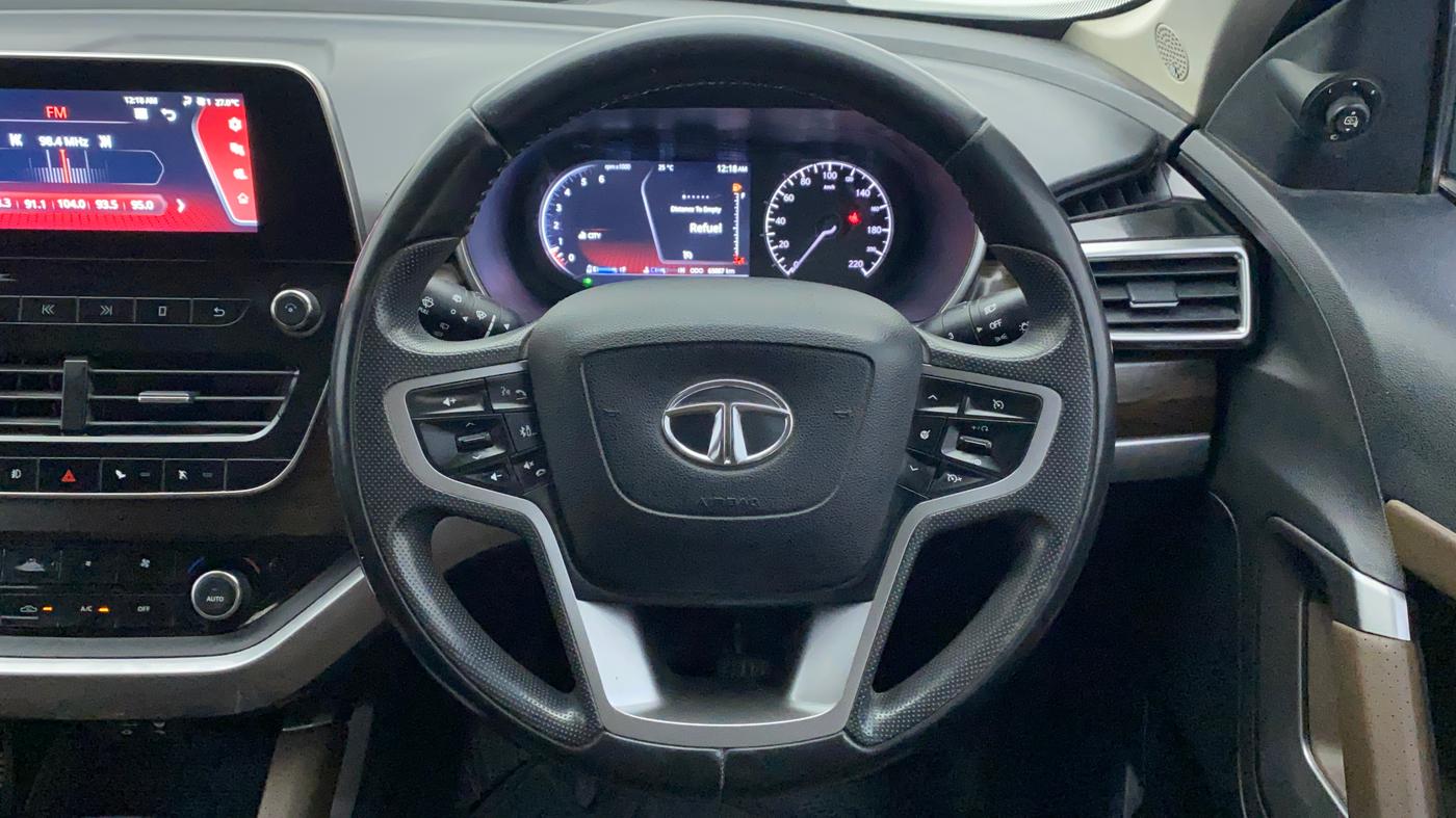 2020 Tata Harrier XZ PLUS 2.0L, Diesel, Manual, 65,087 km, Steering Wheel Close Up