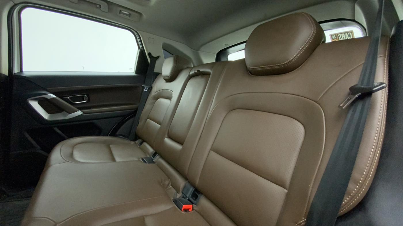 2020 Tata Harrier XZ PLUS 2.0L, Diesel, Manual, 65,087 km, Right Side Rear Door Cabin