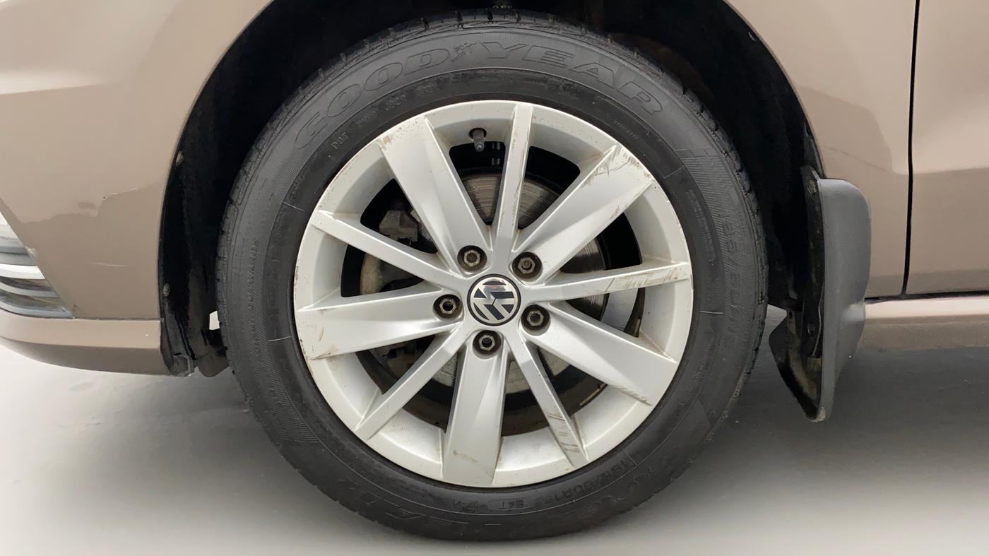 2017 Volkswagen Ameo HIGHLINE DSG 1.5 DIESEL , Diesel, Automatic, 58,825 km, Left Front Wheel