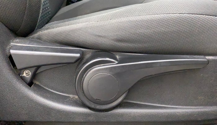 2018 Tata NEXON XZA PLUS PETROL DUAL TONE, Petrol, Automatic, 59,726 km, Driver Side Adjustment Panel
