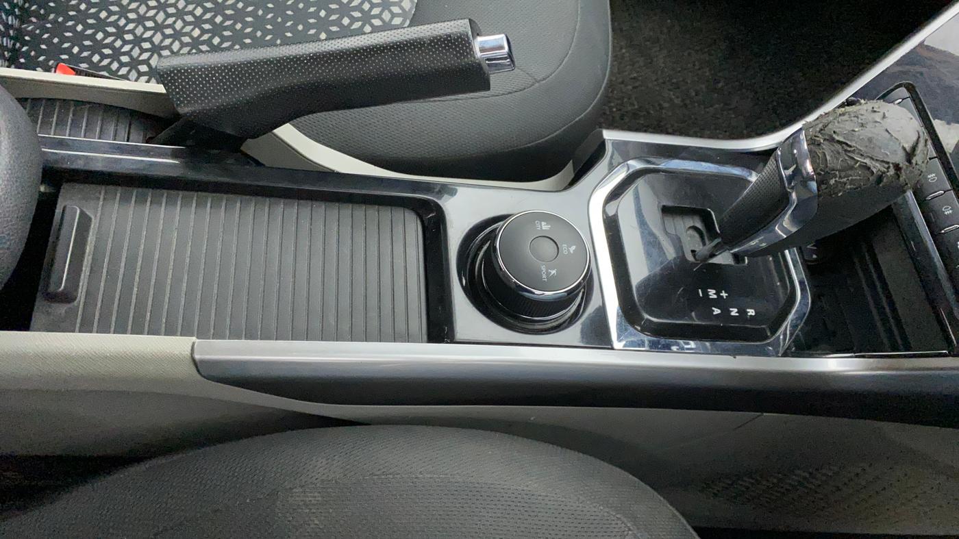 2018 Tata NEXON XZA PLUS PETROL DUAL TONE, Petrol, Automatic, 59,726 km, Gear Lever