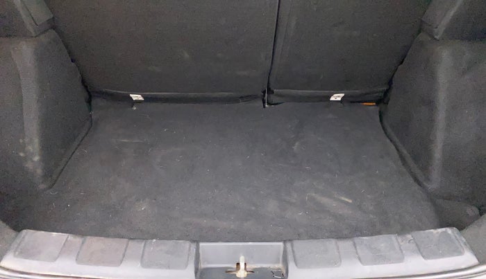 2018 Tata NEXON XZA PLUS PETROL DUAL TONE, Petrol, Automatic, 59,726 km, Boot Inside