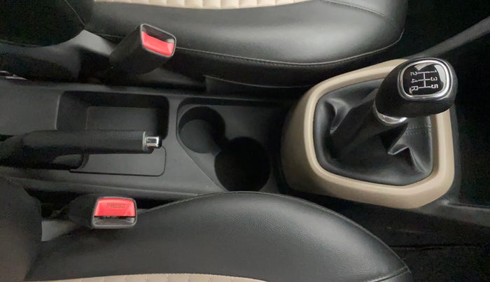 2015 Hyundai Grand i10 SPORTZ 1.2 KAPPA VTVT, Petrol, Manual, 73,321 km, Gear Lever