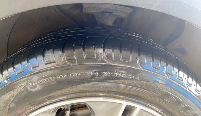 2017 Hyundai Creta SX PLUS AT 1.6 PETROL, Petrol, Automatic, 20,458 km, Right Front Tyre Tread