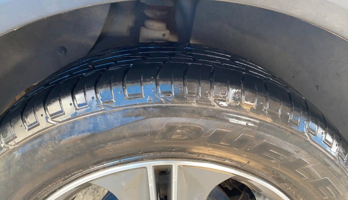 2017 Hyundai Creta SX PLUS AT 1.6 PETROL, Petrol, Automatic, 20,458 km, Right Rear Tyre Tread