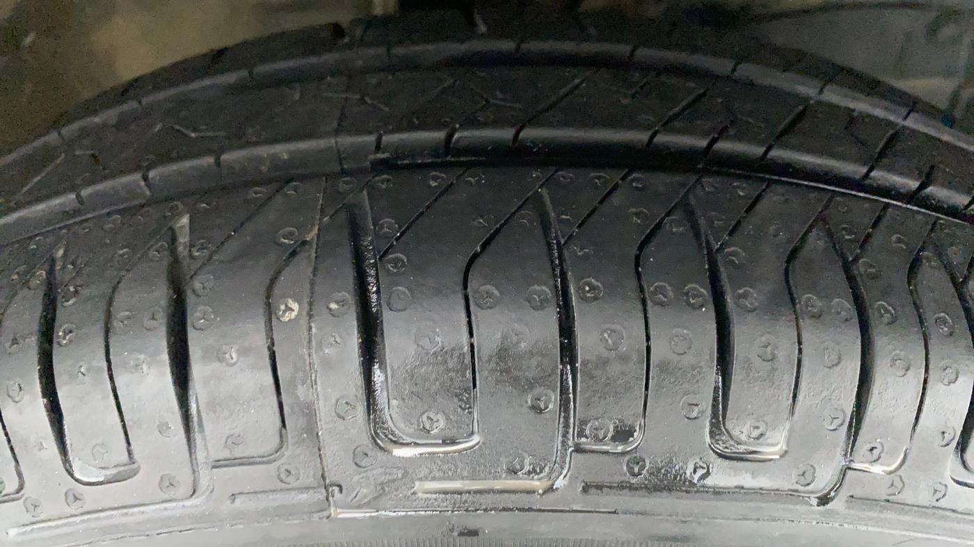 2019 Maruti New Wagon-R 1.0 Lxi (o) cng, CNG, Manual, 78,787 km, Right Front Tyre Tread