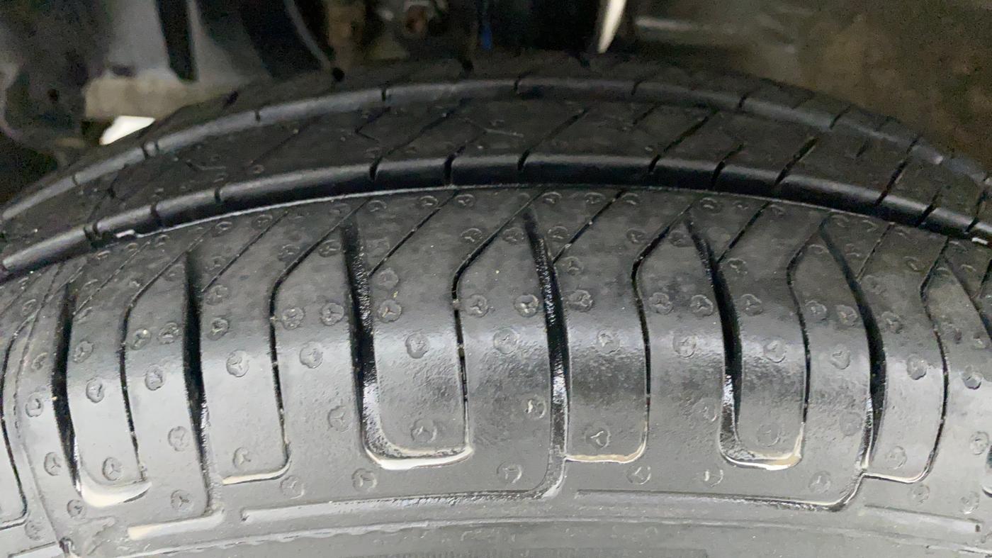2019 Maruti New Wagon-R 1.0 Lxi (o) cng, CNG, Manual, 78,787 km, Left Front Tyre Tread