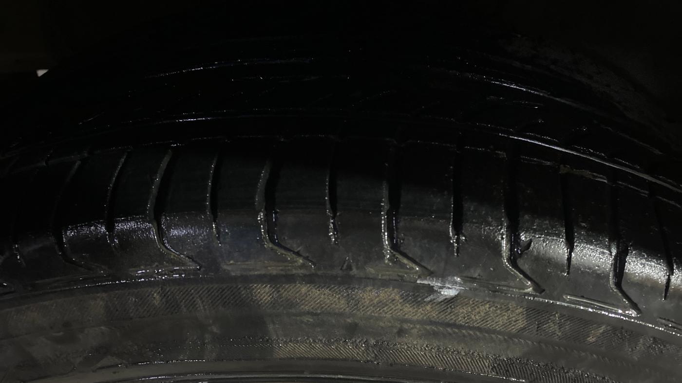 2016 Hyundai i20 Active 1.2 S, Petrol, Manual, 28,845 km, Left Front Tyre Tread
