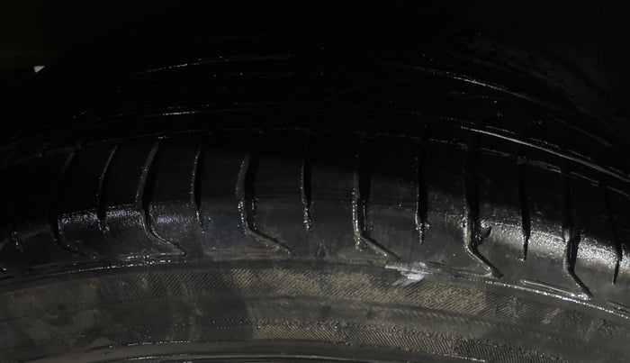 2016 Hyundai i20 Active 1.2 S, Petrol, Manual, 28,146 km, Left Front Tyre Tread