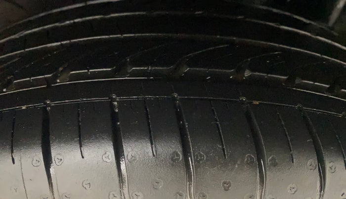 2022 KIA SONET HTK PLUS 1.2, Petrol, Manual, 49,702 km, Left Rear Tyre Tread