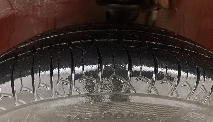 2018 Maruti Alto 800 LXI O, Petrol, Manual, 75,306 km, Left Front Tyre Tread