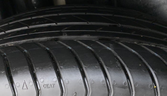 2022 Skoda KUSHAQ STYLE 1.0TSI MT, Petrol, Manual, 1,176 km, Right Rear Tyre Tread