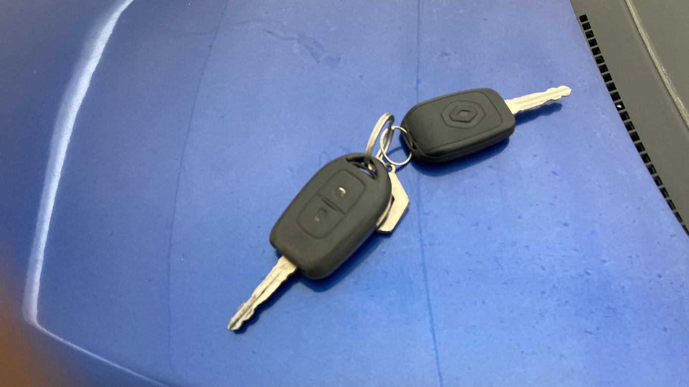 2020 Renault TRIBER RXL MT, Petrol, Manual, 25,762 km, Key Close Up