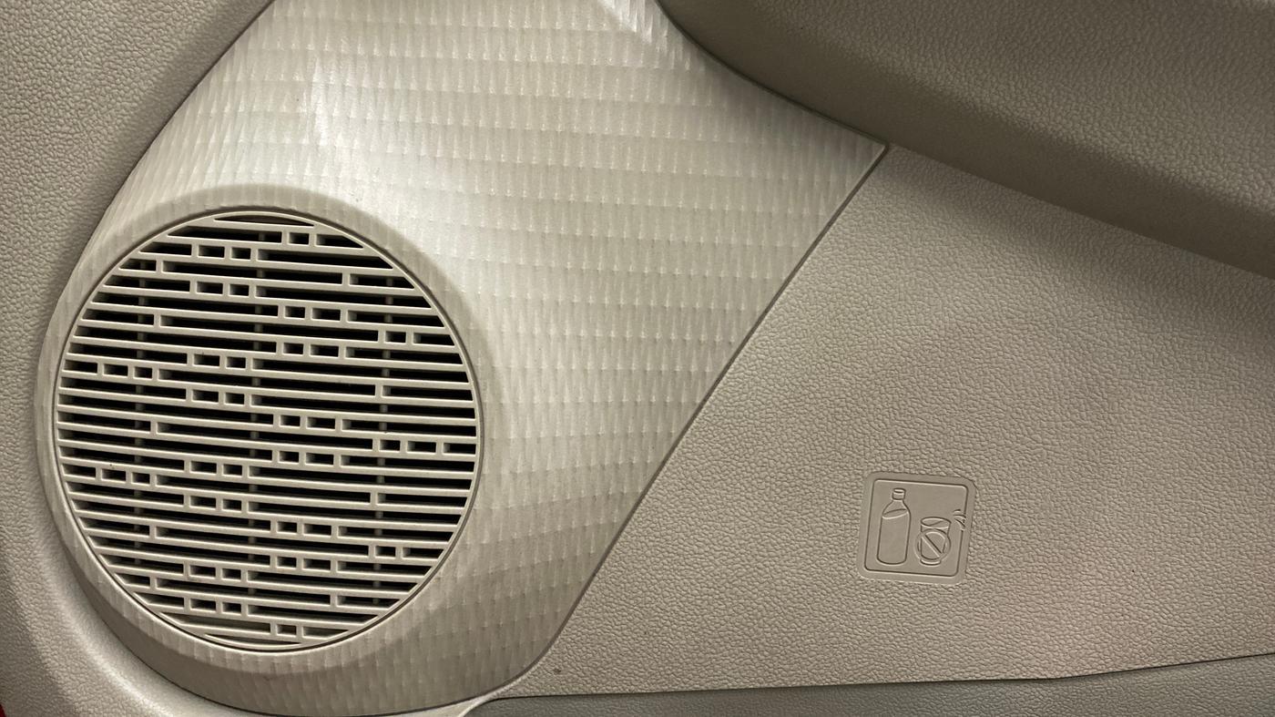 2014 Toyota Etios V, Petrol, Manual, 23,542 km, Speaker
