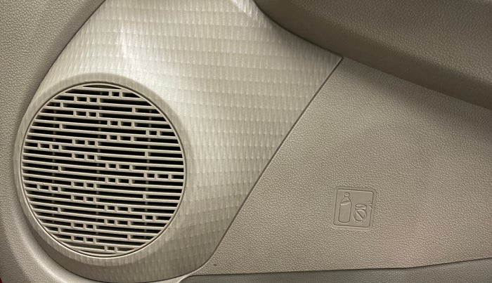 2014 Toyota Etios V, Petrol, Manual, 23,542 km, Speaker