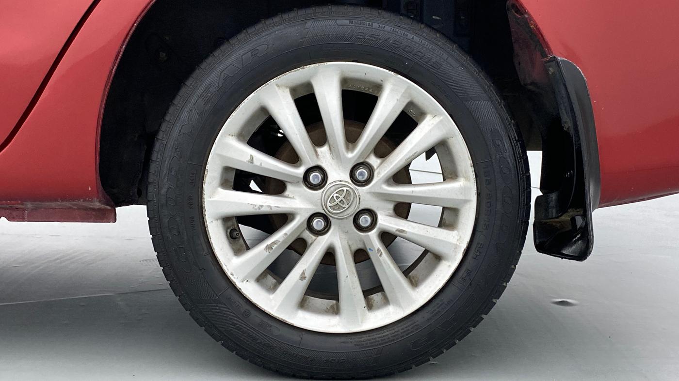 2014 Toyota Etios V, Petrol, Manual, 23,542 km, Left Rear Wheel