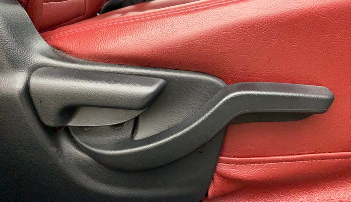 2016 Honda BR-V 1.5L I-VTEC V CVT, Petrol, Automatic, 39,257 km, Driver Side Adjustment Panel