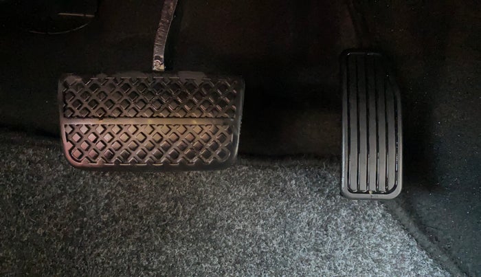 2016 Honda BR-V 1.5L I-VTEC V CVT, Petrol, Automatic, 39,257 km, Pedals