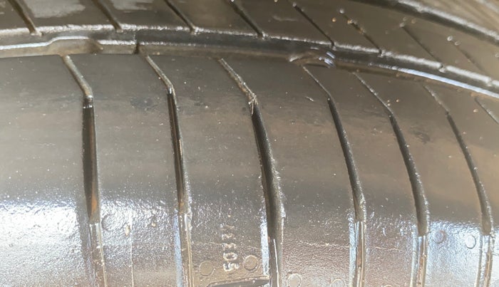 2016 Ford Figo Aspire TITANIUM 1.2 PETROL, Petrol, Manual, 46,382 km, Right Rear Tyre Tread