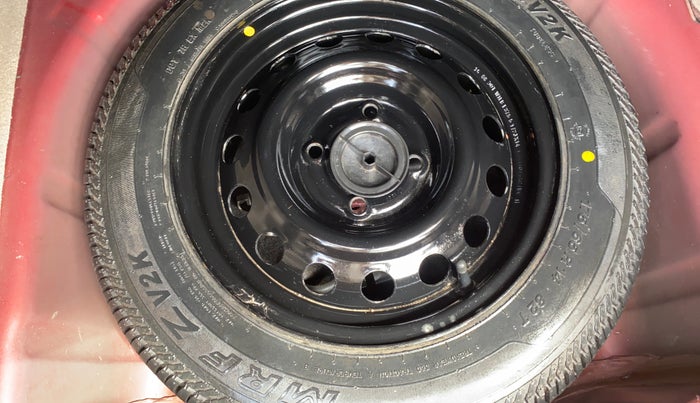 2016 Ford Figo Aspire TITANIUM 1.2 PETROL, Petrol, Manual, 46,382 km, Spare Tyre