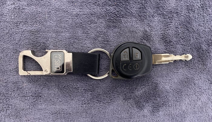 2019 Maruti New Wagon-R VXI 1.2L, Petrol, Manual, 43,086 km, Key Close Up