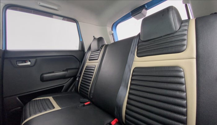 2019 Maruti New Wagon-R VXI 1.2L, Petrol, Manual, 43,086 km, Right Side Rear Door Cabin
