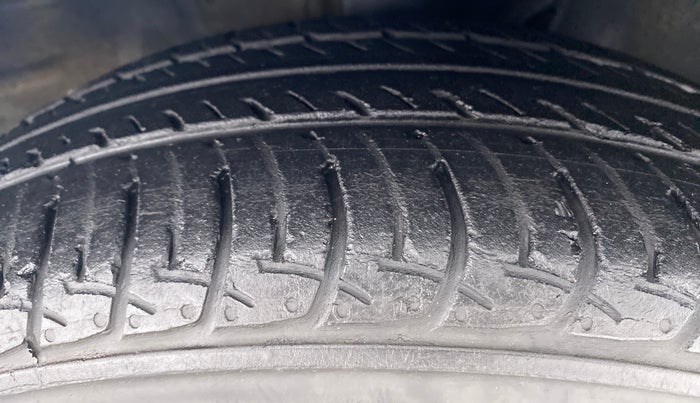 2019 Maruti New Wagon-R VXI 1.2L, Petrol, Manual, 43,086 km, Right Rear Tyre Tread