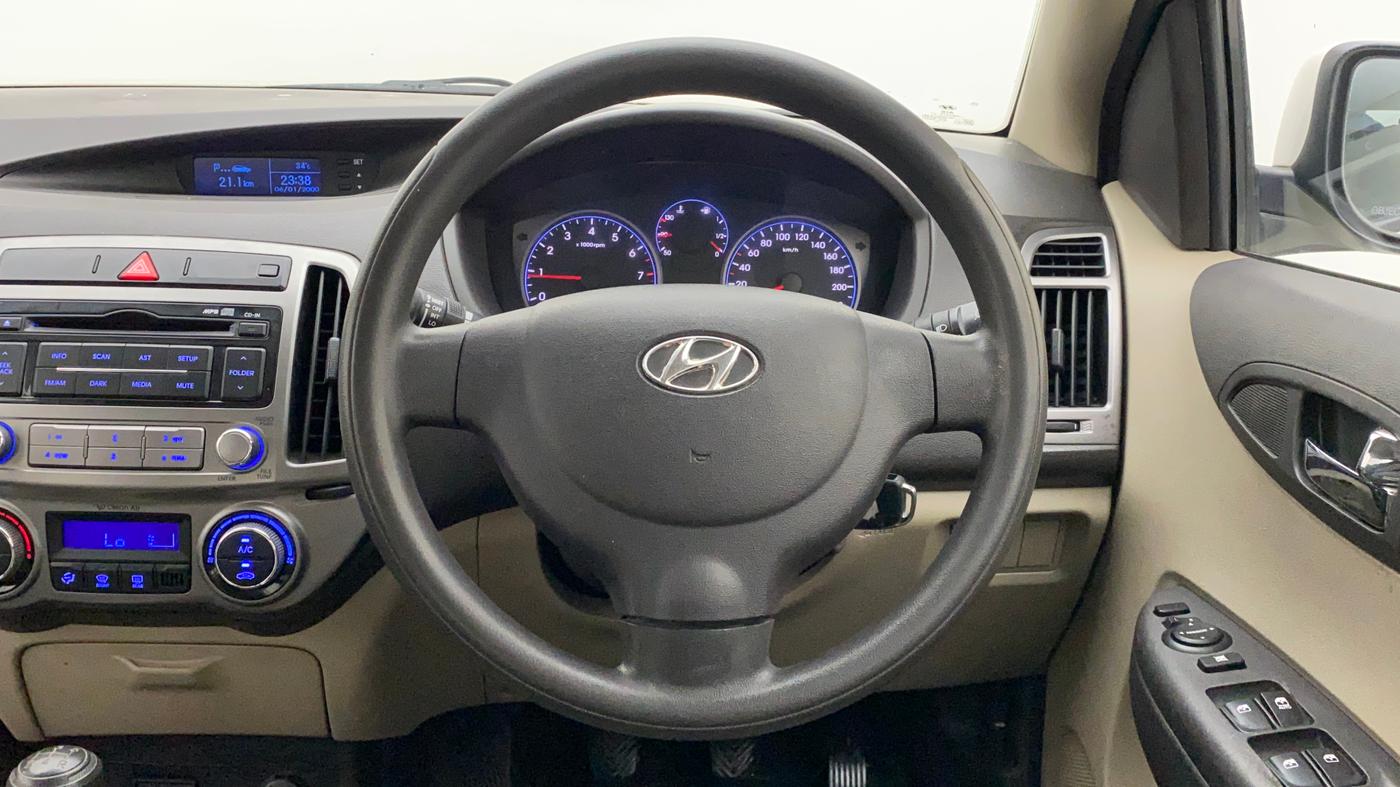 2012 Hyundai i20 MAGNA (O) 1.2, Petrol, Manual, 57,215 km, Steering Wheel Close Up