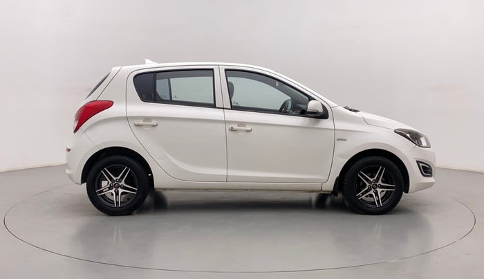 2012 Hyundai i20 MAGNA (O) 1.2, Petrol, Manual, 57,215 km, Right Side View